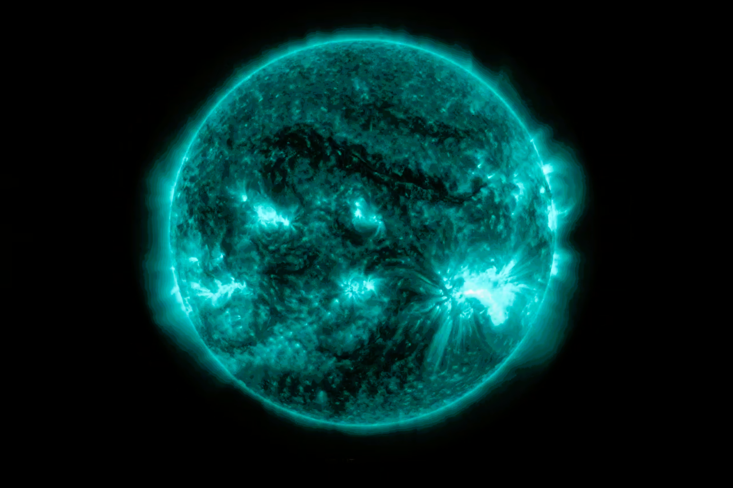 The AR3723 sunspot will soon face Earth, a month after triggering a level G5 geomagnetic storm